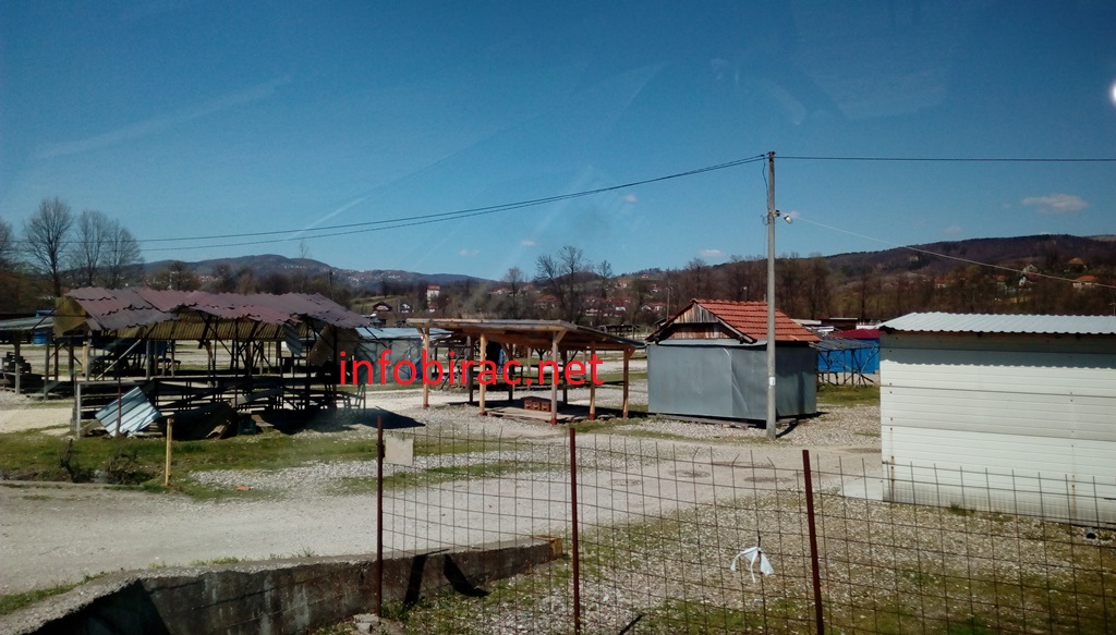 memici pijaca prazna