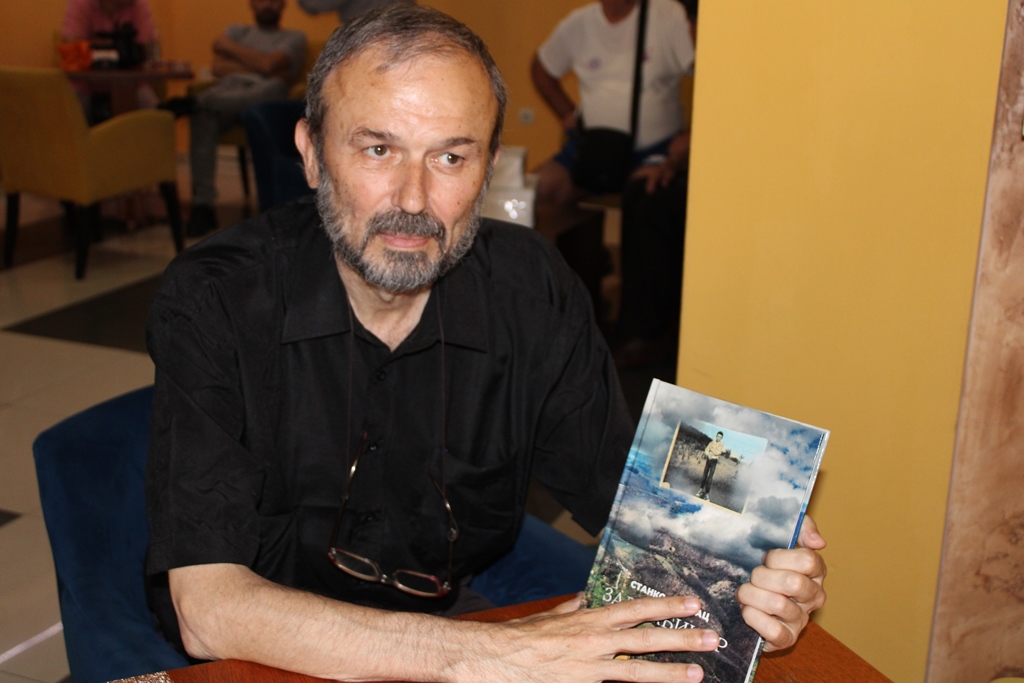 mirko recenzent