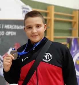 241759234 10208642565937155 6380271608151240045 n