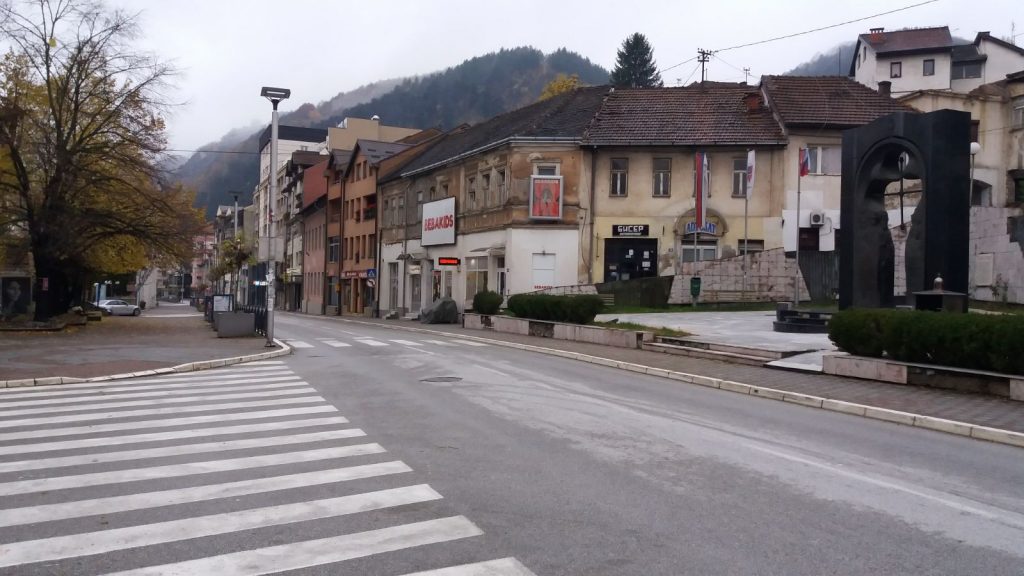 zvornik spomenik glavna