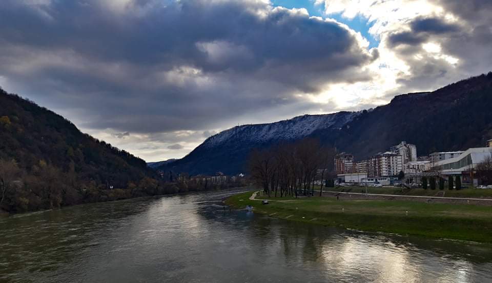 zvornik drina snijeg vrhovi