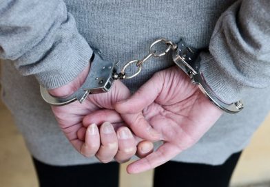 Бијељина: Афера око наплате осигурања након незгода – ухапшене четири жене, међу њима докторка и полицајка