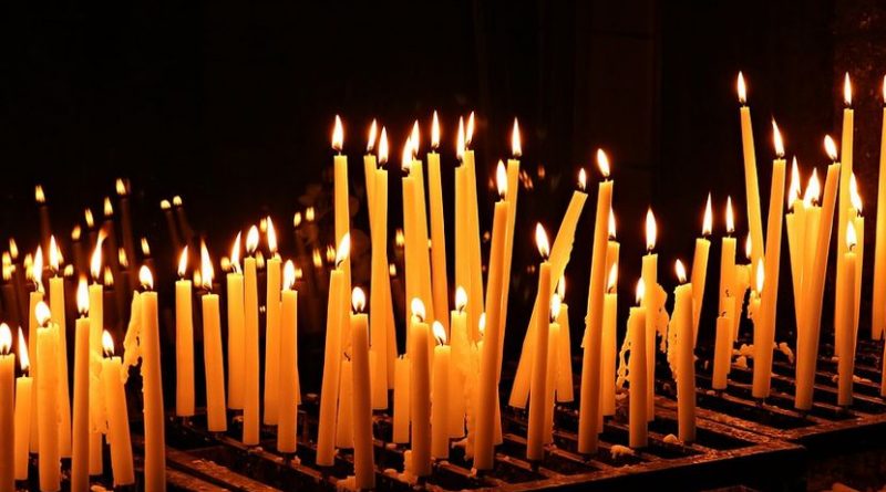 svece 830x553 1