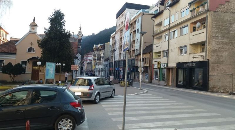 zvornik sa zutom