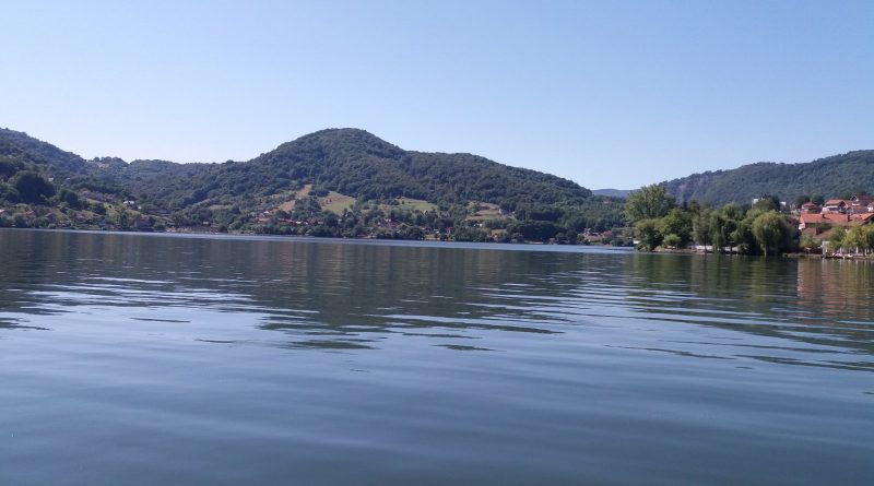 jezero 2