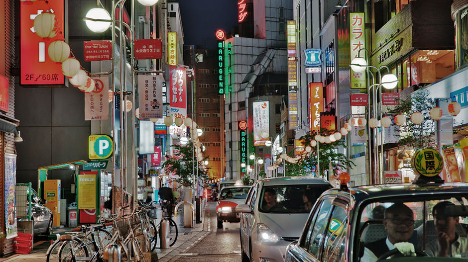 4624373 japan f2jpg