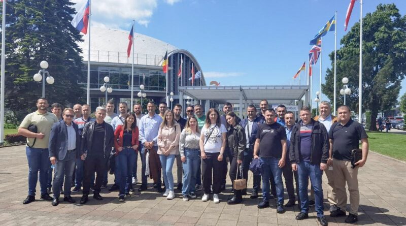 Radnici Alumine na sajmu tehnike