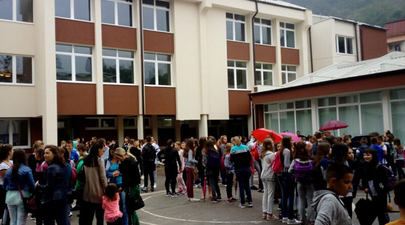 osnovna skola u zvorniku foto r.jokic