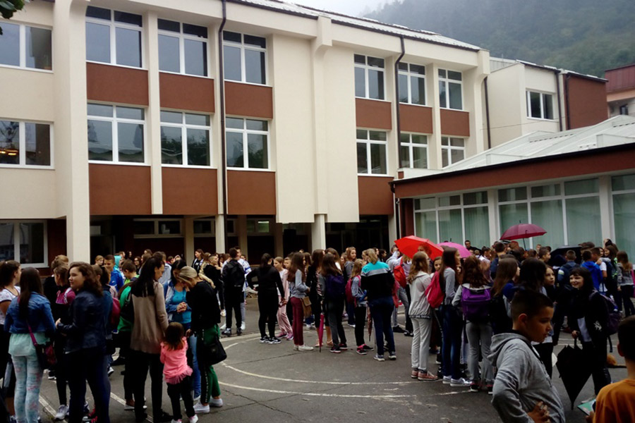 osnovna skola u zvorniku foto r.jokic