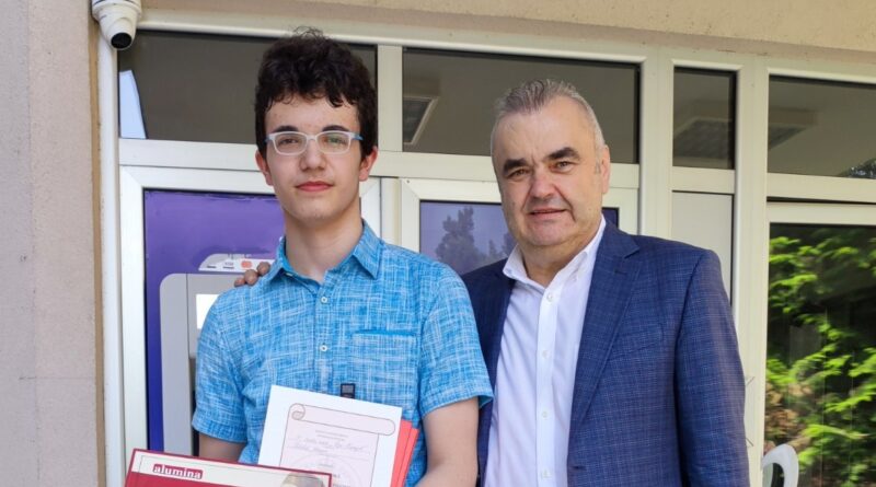 ученик генерације