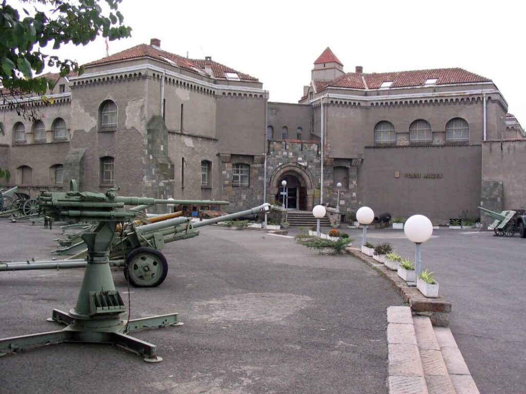 manifestacija muzeji za 10 vojni muzej beograd zgrada 1536x1152 1