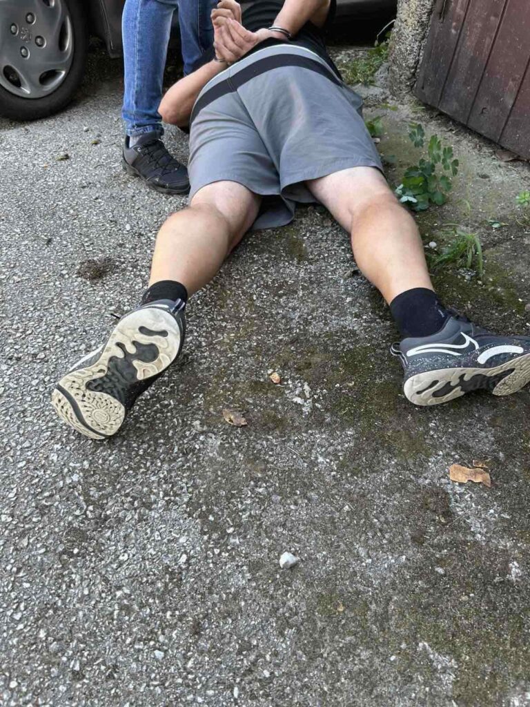 IMG 3036de7a7067d7679598e93df0f2f3d4 V