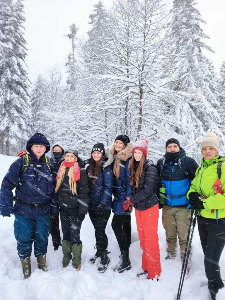 417379425 776255194544128 1917845484955161230 n