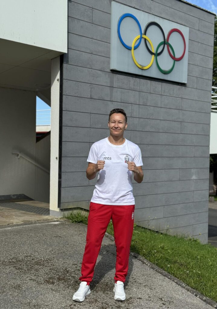 received 2402636826794208