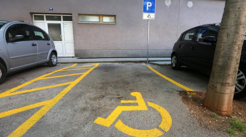 844dcff4aa903fd39809