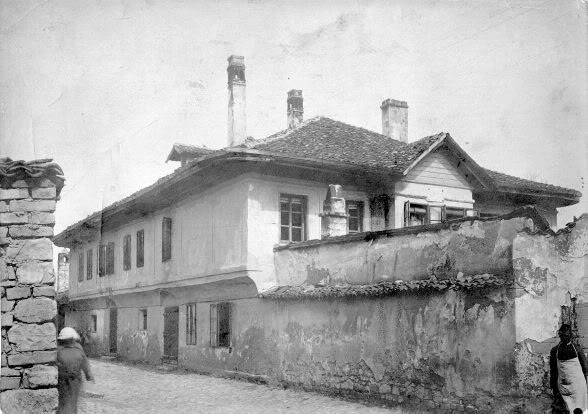 1878