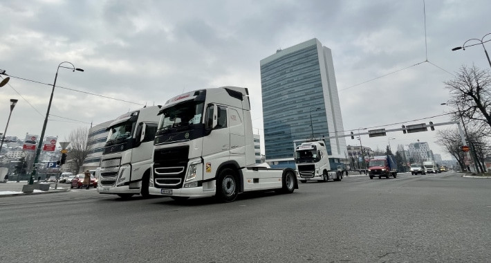 EoNiTgpqtcDZKdoYh2FaXkensO2p4fry 1000