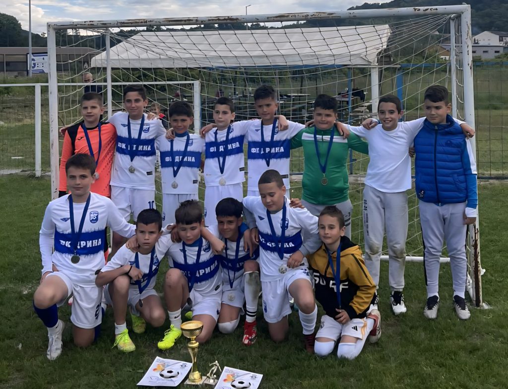 IMG c7e8ea6c4fdb8ba34cbfa8dd732f21d9 V