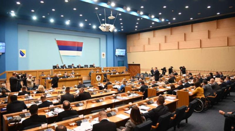 res 1755860591 pala vlada usvojena ostavka premijera viskovica uzivo