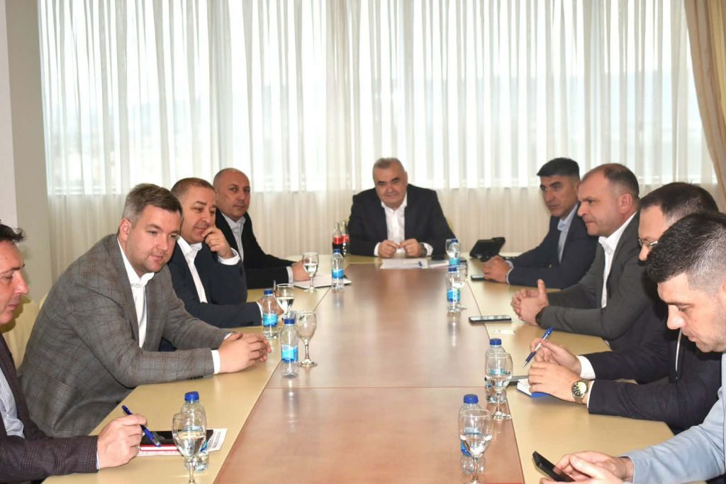 20cb56d1 2e4b 44e4 bae8 183cbb307353