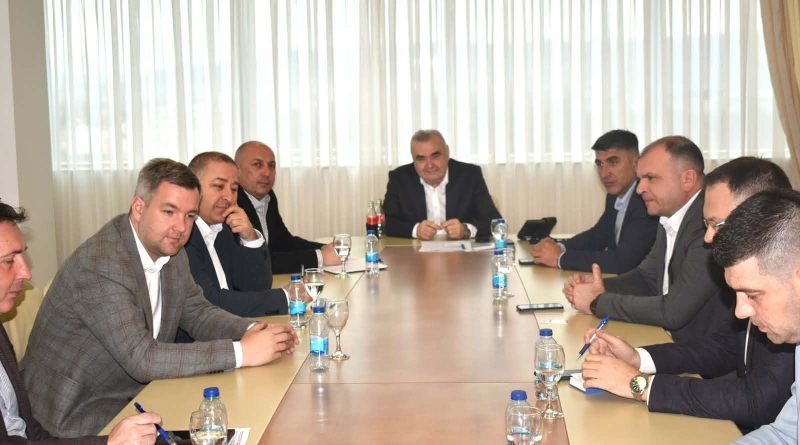 20cb56d1 2e4b 44e4 bae8 183cbb307353