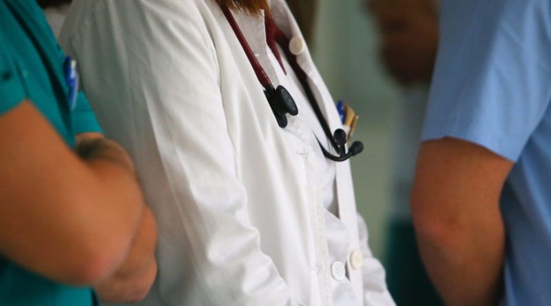 doktori medicina UKC foto Miomir Jakovljevic ringier 7 scaled 872x610 1