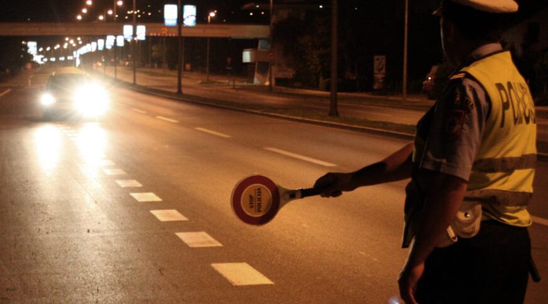 saobracajna policija 03 foto S PASALIC 872x610 1