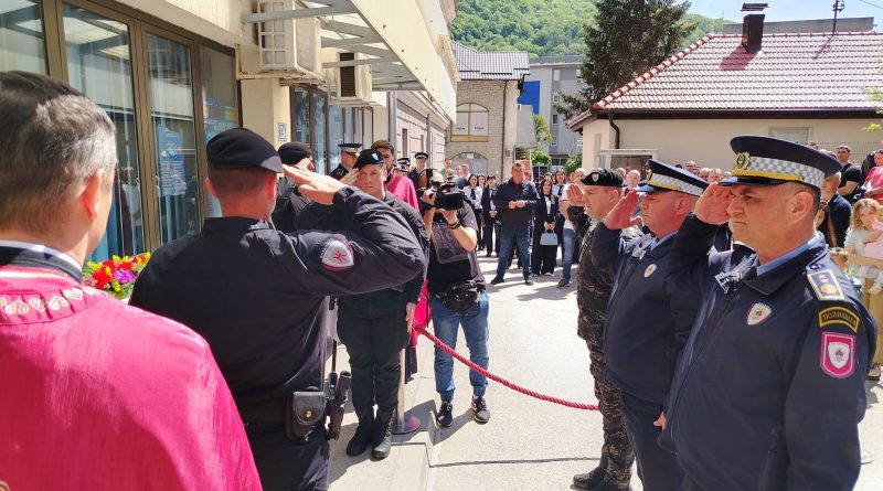 Годишњица страдања полицајца Драгана Ђуриђа и терористичког напада на ПС Зворник: Прије 11 година пуцано на Републику Српску