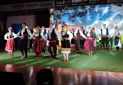 Зворник: КУД „Свети Сава“ одржао годишњи концерт – наступило 300 чланова (ФОТО, ВИДЕО)