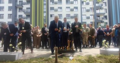 Мирна шетња и помен страдалим припадницима ЈНА у Тузланској колони – право и правда илузија када су Срби жртве