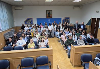 Пријеми за најуспјешније ученике из Зворника