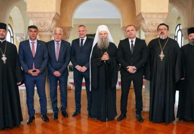 Разговор са патријархом о обиљежавању страдања Срба у Средњем Подрињу и Бирчу