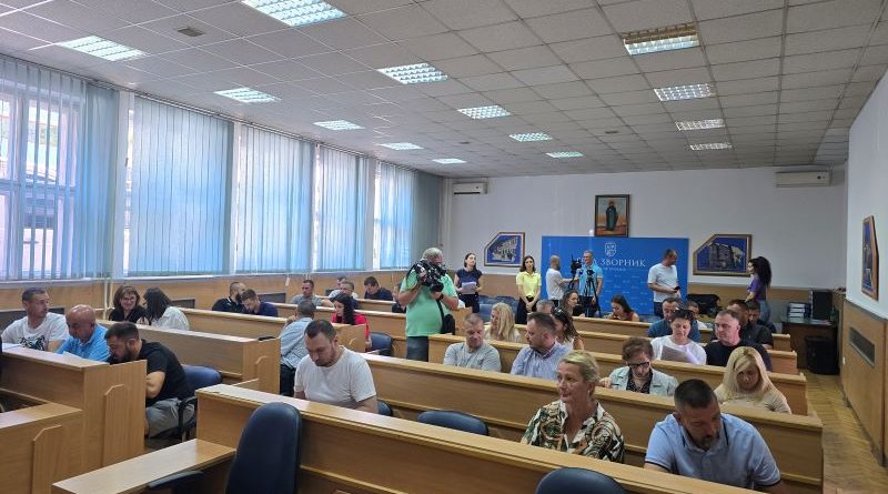 Потписани уговори за запошљавање, самозапошљавање и стручно оспособљавање
