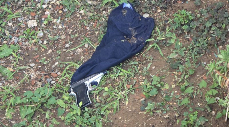 Мали Зворник: Четири особе ухапшене због посједовања оружја