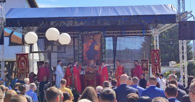 ПУ Зворник: Комеморативни скуп у Братунцу протекао мирно и достојанствено