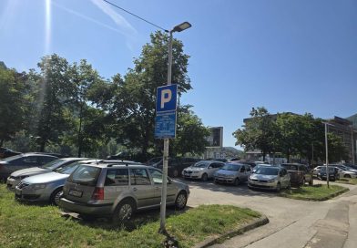 Наплата паркинга у Зворнику прекинута до усклађивања аката предузећа „Паркинг сервис“ д.о.о. са Одлуком Уставног суда