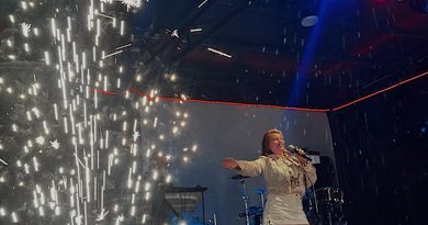 Свечано отворена манифестација „Дани Осмака“ – велика посјета на концерту, за „Јагњијаду“ већ пријављено преко 100 екипа из региона