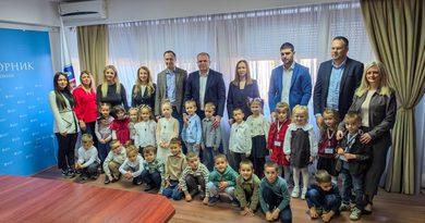 „Дјечија недјеља“ у Зворнику – Кључеви града предати малишанима
