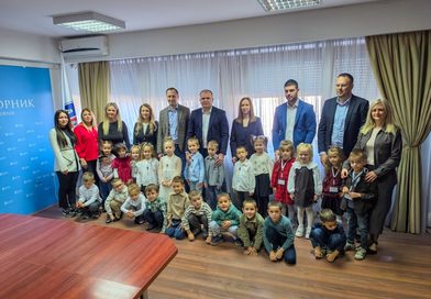„Дјечија недјеља“ у Зворнику – Кључеви града предати малишанима